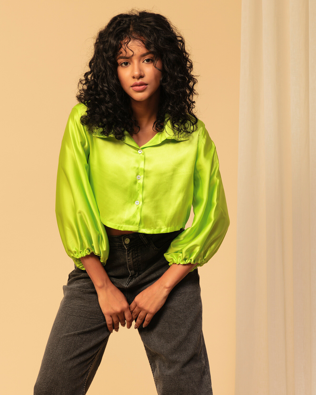 Chic Cropped Satin Shirt – Silky Smooth & Perfect for Day-to-Night Styling