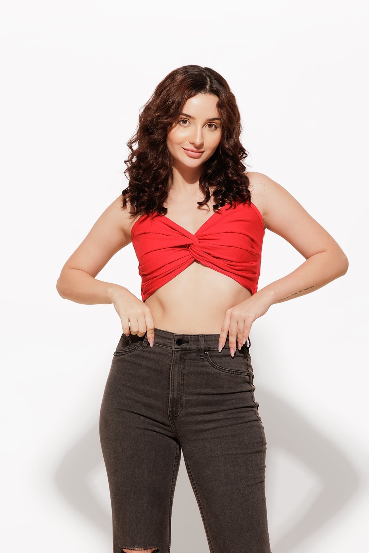 Women’s Red Twist Cotton Crop Top – Modern Fit